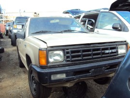 1990 DODGE D-50, 2.4L 5SPEED 2WD, COLOR GOLD, STK 153696